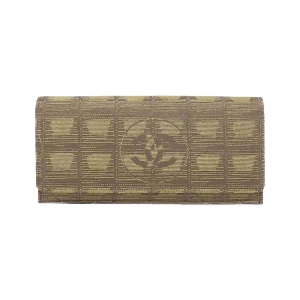 CHANEL Green Wallet
